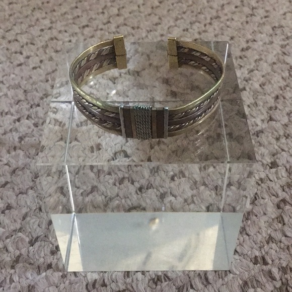 Vintage cuff - Picture 1 of 2